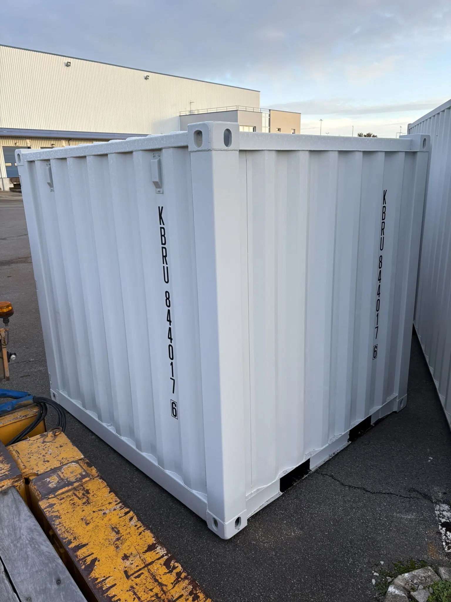 Container 8 pieds Dry 1er voyage – couleur selon disponibilité 6