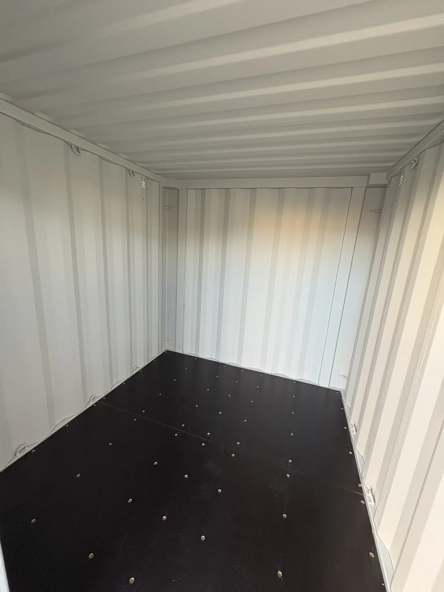 Container 8 pieds Dry 1er voyage – couleur selon disponibilité 7